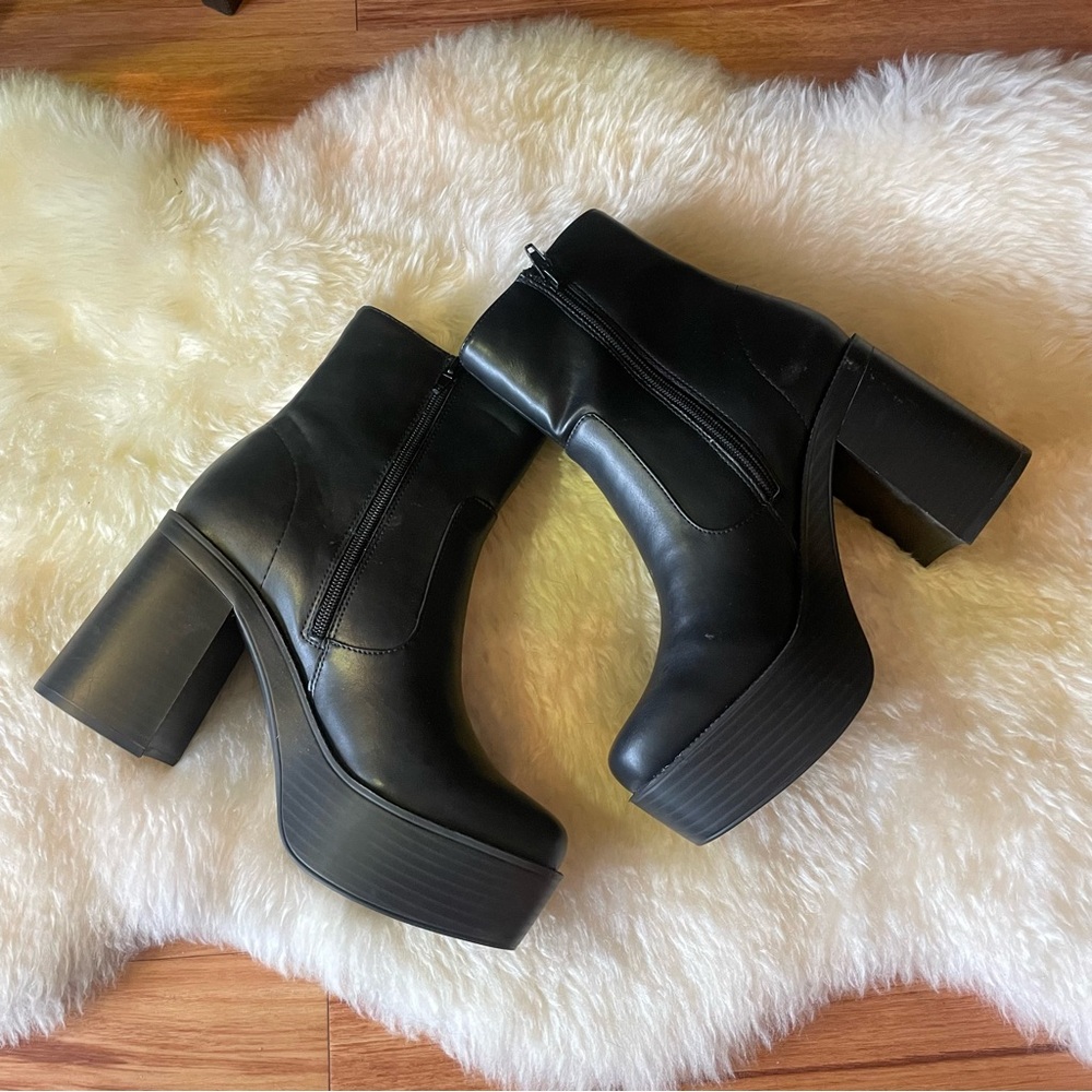 Brand New Grace, Zip Up Platform Bootie